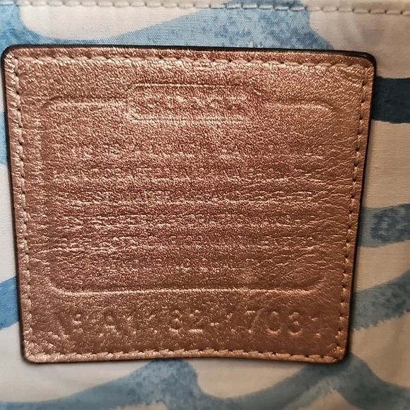 Coach 2011 Audrey "Leigh" Slim Tote Coral Reef EUC - Picture 12 of 14